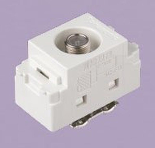 國際牌 Panasonic RISNA 埋入式電視機插座(中繼用)WCSF47619W